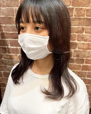 セミロング カラー パーマ ヘアアレンジ メンズ キッズ ネイル マツエク・マツパ アイブロウ 久木原 ゆりのヘアスタイル