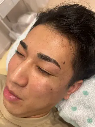 メンズ アイブロウ RuAllo所属・RuAllo鶴見🌼 minamiの眉毛・アイブロウイメージ