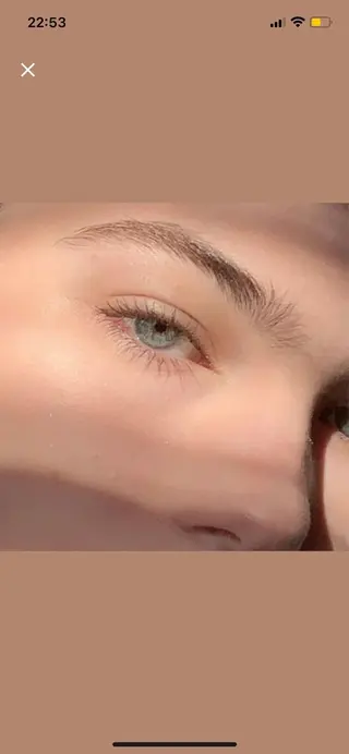 セミロング カラー パーマ ヘアアレンジ メンズ キッズ ネイル マツエク・マツパ アイブロウ 𝑹 eyelashのマツエク・マツパデザイン