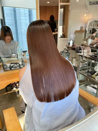 ロング タマシロカリン 艶カラー/レイヤーのヘアスタイル