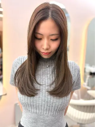 セミロング カラー ✨コテ巻き風パーマ ✨川合佑哉のヘアスタイル