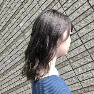 セミロング カラー ブリーチ/バレイヤ ージュ川端裕司のヘアスタイル