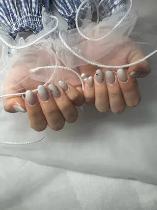 ネイル nail salon　neige所属・向井 唯紀世のネイルデザイン