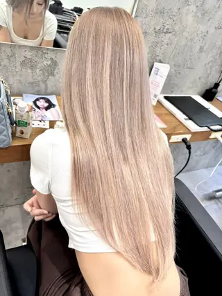 ロング カラー ヘアアレンジ vizz by el yts 北谷エクステのヘアスタイル