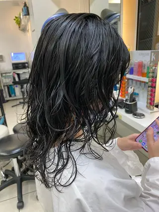 ミディアム パーマ ショートヘア / 星野菜月のヘアスタイル