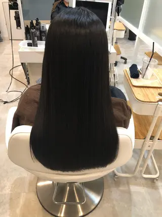 ロング 熊野 小百合のヘアスタイル