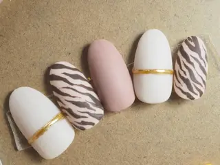 ネイル 横浜東口Monie☆ REIKAのネイルデザイン