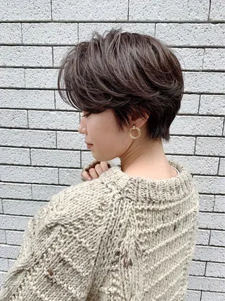 ショート 代表 吉澤弘哲のヘアスタイル