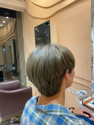 カラー 原尾 あやなのヘアスタイル