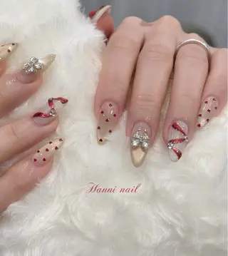 ネイル Hanni ハンのネイルデザイン