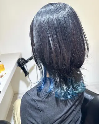 セミロング カラー 荒木 ひろかのヘアスタイル