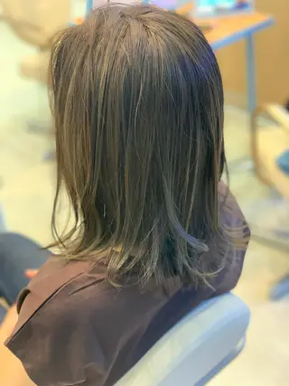 ミディアム カラー 北川 拓也のヘアスタイル