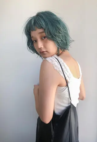 ミディアム パーマ ヘアアレンジ CEINE PATHのヘアスタイル
