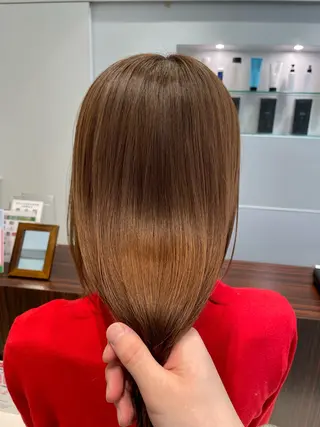 ミディアム TAYA 玲央のヘアスタイル