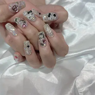 ネイル 山田 真里のネイルデザイン