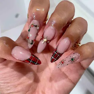 ネイル Cloudy Chan Nailのネイルデザイン