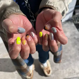 ネイル 井上 杏奈のネイルデザイン