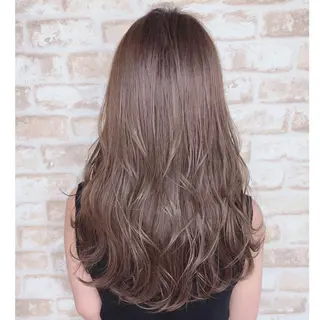 ロング ショート/レイヤー カット/服部タカノリのヘアスタイル