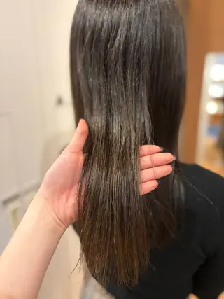 ミディアム カラー 木田 絢子のヘアスタイル