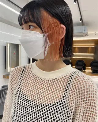 ショート カラー センターパート/ 暖色カラーayuのヘアスタイル