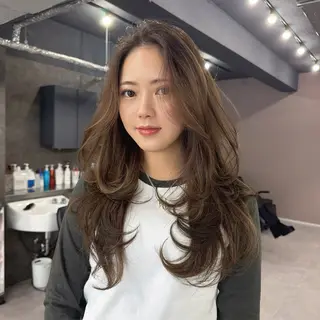 ロング Ruika/海外ヘア /レイヤーカットのヘアスタイル