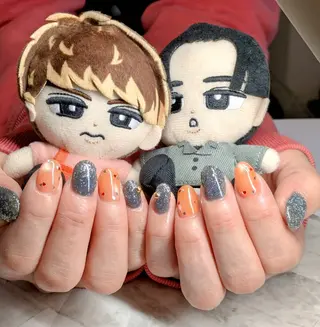 ネイル imaichise 🧡💜推しネイルのネイルデザイン