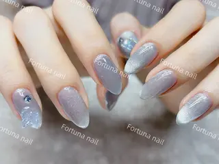 ネイル Nail •Head スパFortunaのネイルデザイン