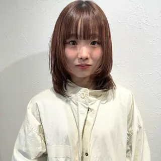 ミディアム カラー shiho .のヘアスタイル