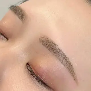 アイブロウ RALUA名駅前 永井のマツエク・マツパデザイン