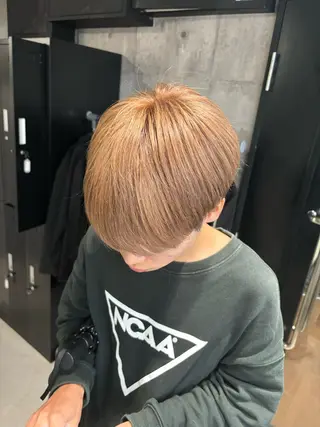 カラー メンズ _WHITE / KENTOのヘアスタイル