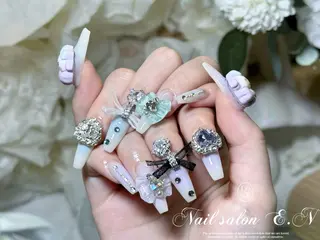 ネイル E.N🦋 長さ出し/持ち込みのネイルデザイン