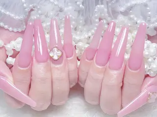 ネイル 🎀まゆ 🪽🐾のネイルデザイン