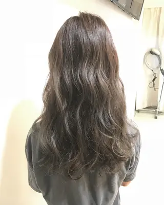 ロング カラー Miru by INCE HAIRのヘアスタイル