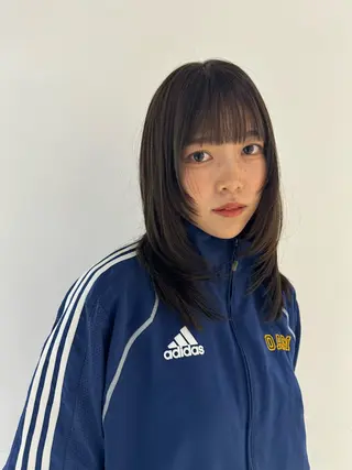 ミディアム 黒染め落とし ムラ修正　ハイトーンのヘアスタイル