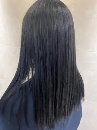 セミロング 5月予約解放しまし たイルミナ公認荒井のヘアスタイル