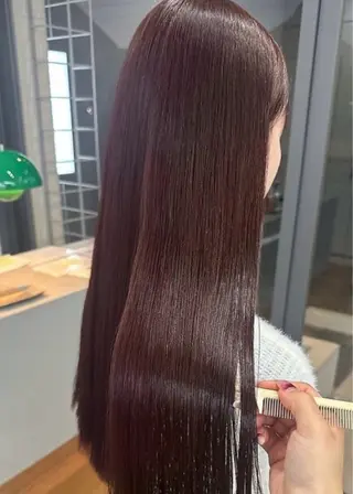 ロング 🎨ハイトーン/ デザインカラー 内藤のヘアスタイル