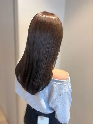 ロング カラー 髪質改善カラー ベージュ🤎YUMEのヘアスタイル