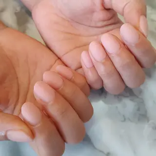 ネイル ジェヌインネイル 河内のネイルデザイン