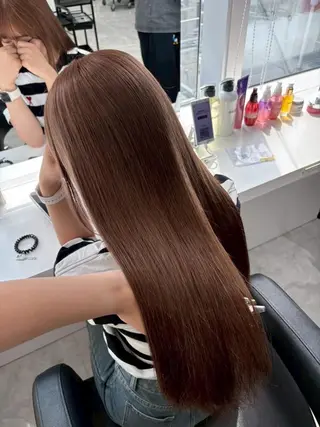 カラー *赤み撃退☘️透明感 トレンドカラー☘️のヘアスタイル