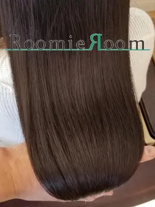 セミロング カラー 髪の病院  ルーミールームのヘアスタイル