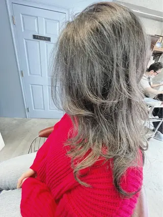セミロング カラー オーナースタイリスト 佐藤のヘアスタイル