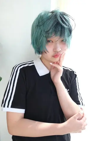 ショート カラー ness🎖️ カミカリスマ受賞のヘアスタイル