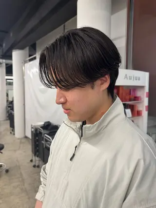 パーマ メンズ 岩佐 柚太のヘアスタイル