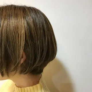 ショート カラー lucia RYOのヘアスタイル