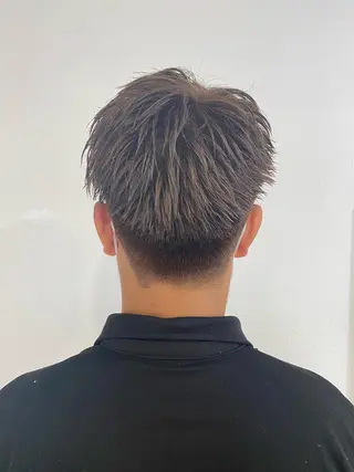 ショート カラー メンズ 青木 梢のヘアスタイル