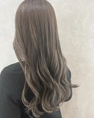 ロング カラー パーマ ヘアアレンジ メンズ アイブロウ 透明感カラー/ 新潟万代/池野里衣のヘアスタイル
