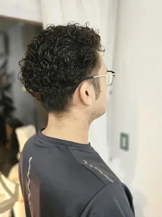 パーマ メンズ 熊野 タイソンのヘアスタイル