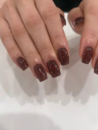 ネイル SHIORI🐈‍⬛ 韓国⌇ワンホンネイルのネイルデザイン
