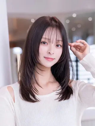 ミディアム レイヤー/ハッシュ 渋谷/サッタのヘアスタイル