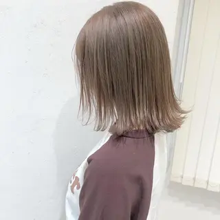 ミディアム カラー パーマ ヘアアレンジ ハイトーン特化🤍 浦住のヘアスタイル